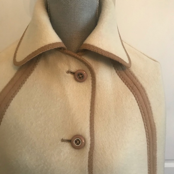 Cape: Stunning Reversible Wetherall Wool Cape - Picture 15 of 15